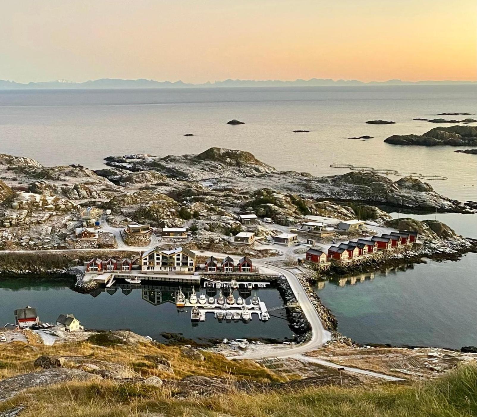 Superior Cabin Ballstad Lofoten Exterior photo